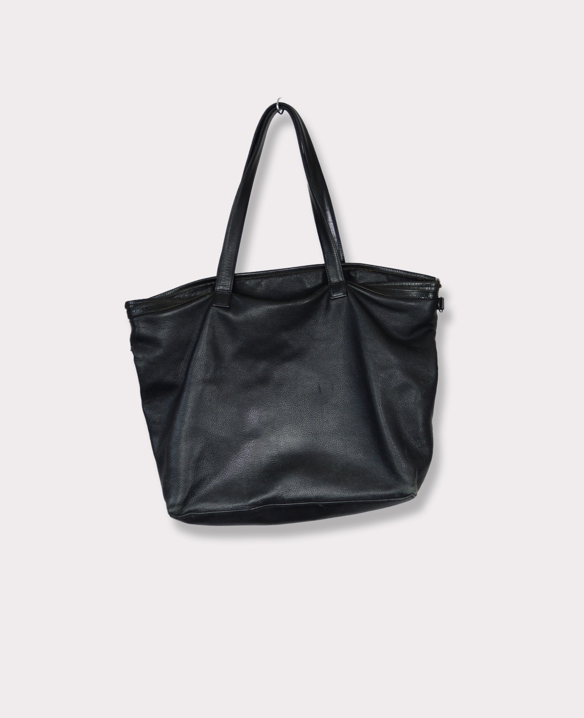 foot the coacher Pebbled Leather Oversized Tote Bag F Matte Black