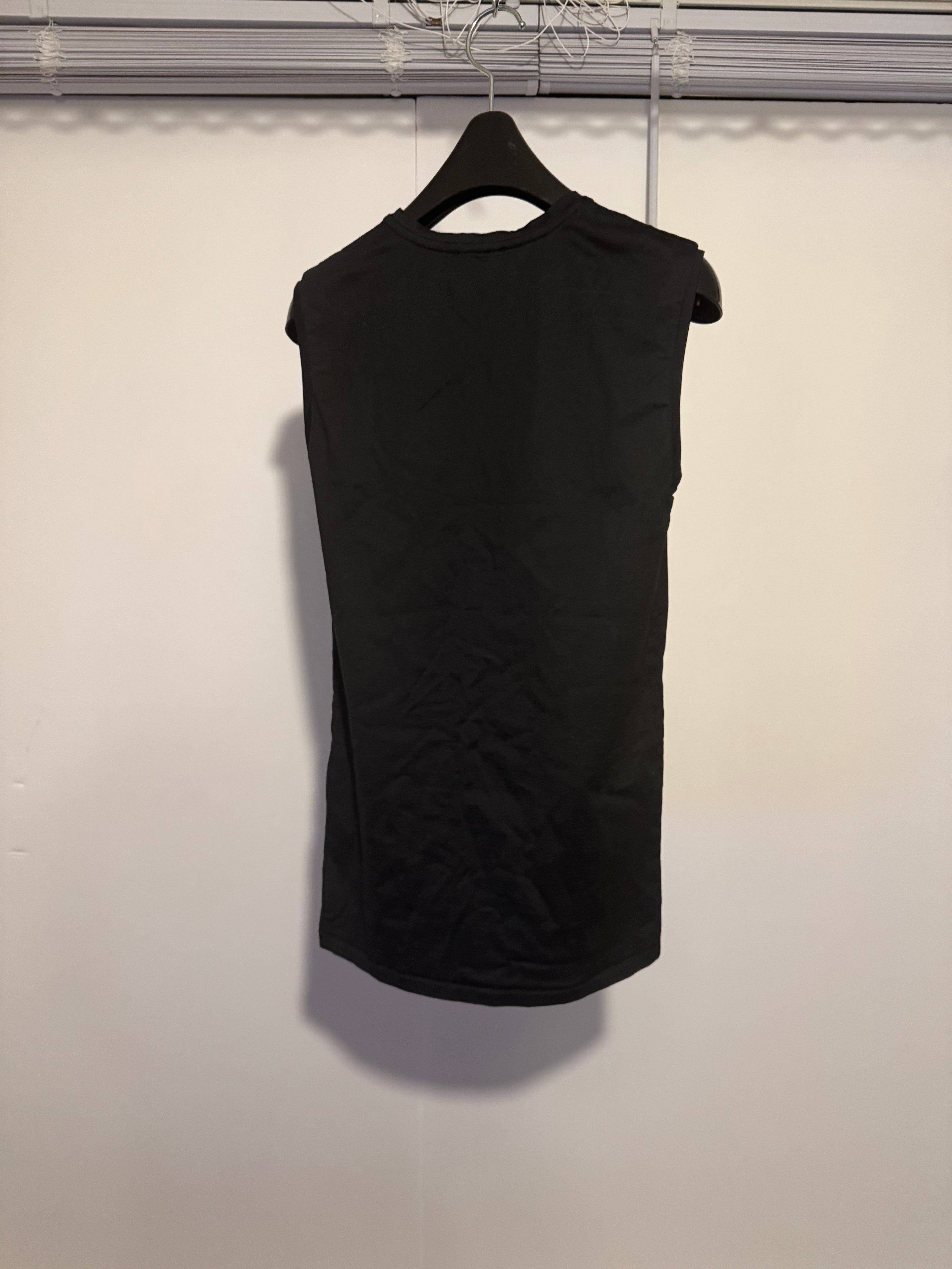 ATON Sleeveless T-shirt 2 Black